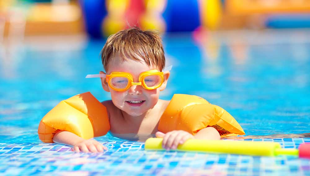 keeping kids pool clean